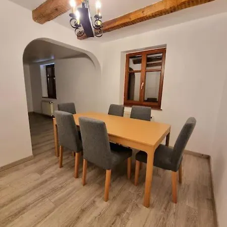 Le Hameau Frontalier *